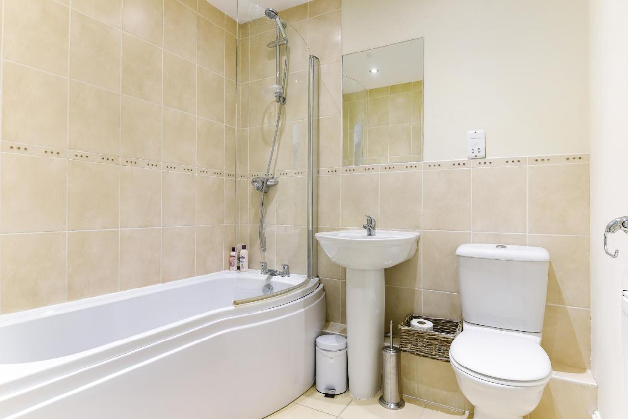 Exclusive Use - 1 Bedroom Apartment - Willow Court, 19 Double Street, Spalding, Pe11 2Aa Luaran gambar