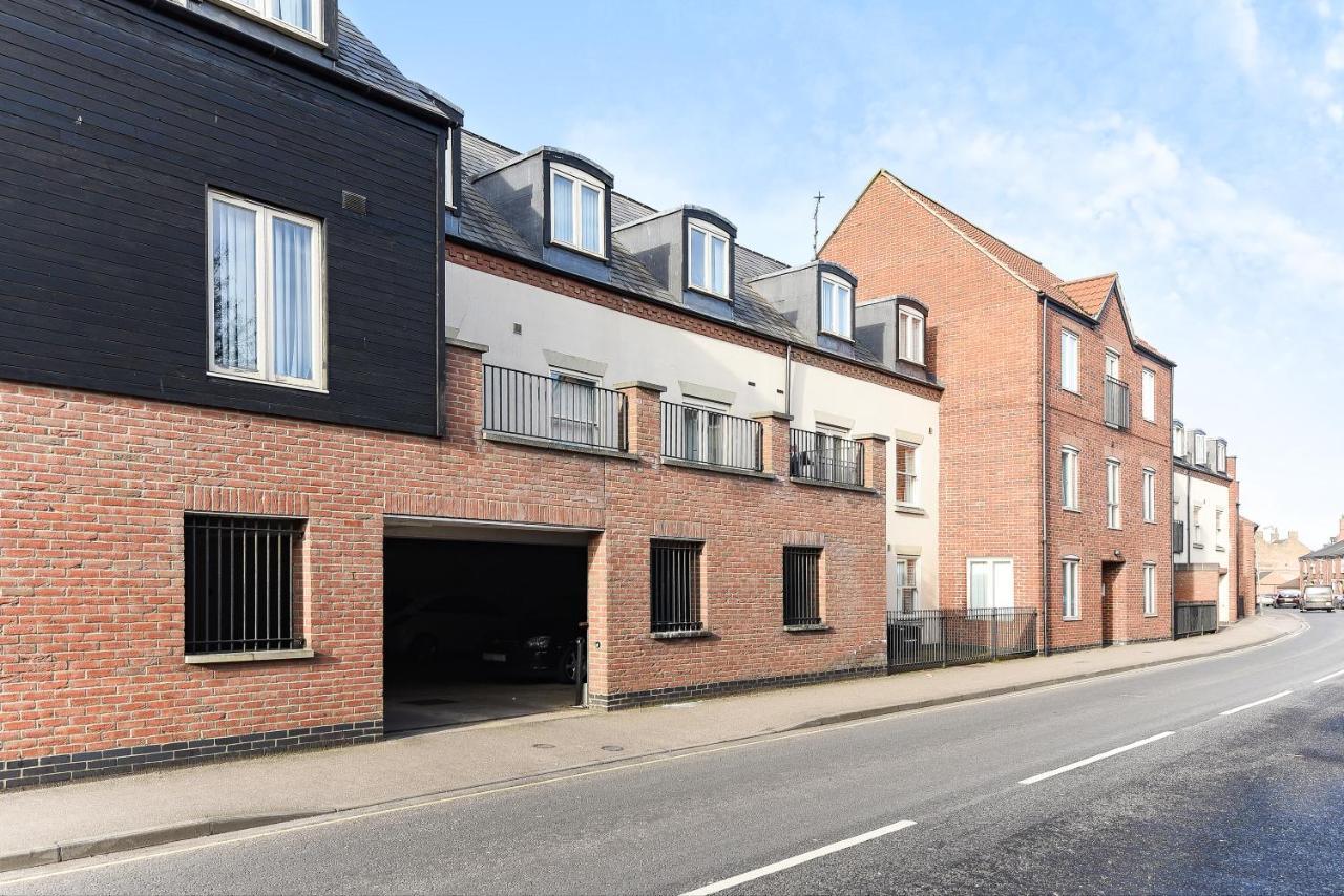 Exclusive Use - 1 Bedroom Apartment - Willow Court, 19 Double Street, Spalding, Pe11 2Aa Luaran gambar
